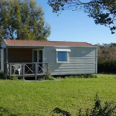 La Mesange Nyaraló *